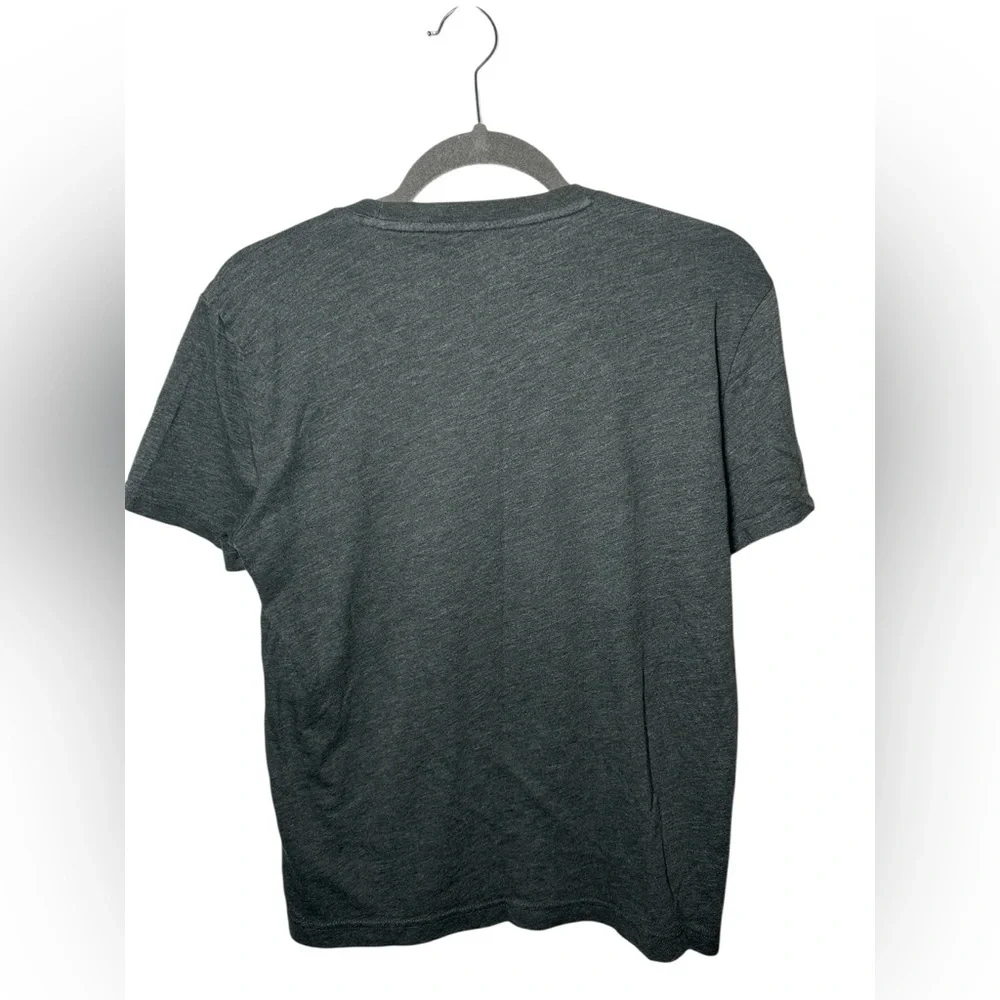Banana Republic Graphic Tee‎ Shirt Men’s Small Gray Short Sleeve